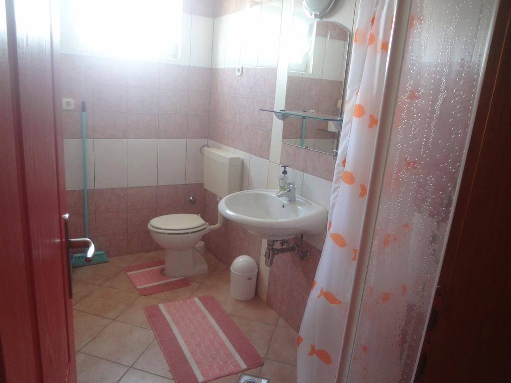 Apartments Zdravac อูมัค ภายนอก รูปภาพ